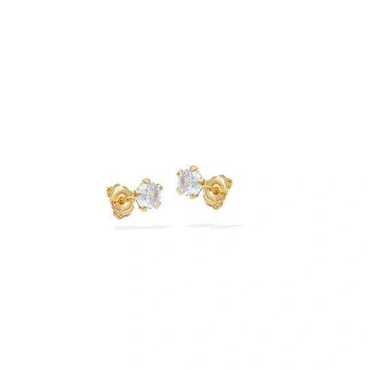 5mm zirconia earring with 5 claws
